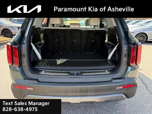 Certified 2023 Kia Sorento S w/ Panoramic Sunroof Package image 29