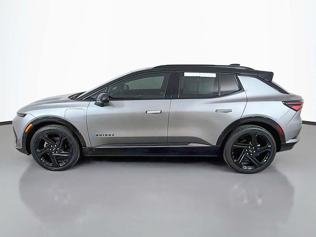 Used 2025 Chevrolet Equinox EV RS FWD image 15