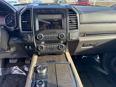 Used 2019 Ford Expedition Max Limited w/ Special Edition Package image 20