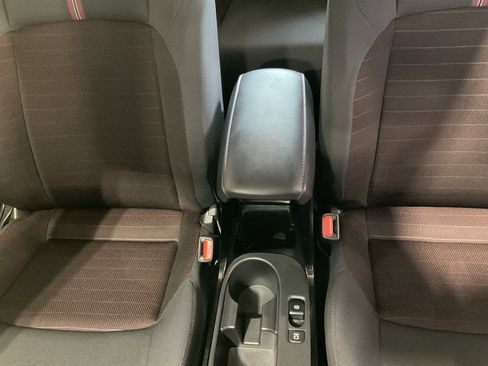 Used 2024 Toyota Corolla SE w/ SE Premium Package image 20