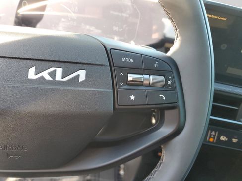 New 2025 Kia EV6 Wind image 9
