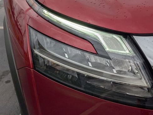 Used 2024 Nissan Pathfinder SL image 4