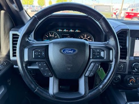Used 2018 Ford F150 XLT w/ Equipment Group 302A Luxury AWD/4WD image 19