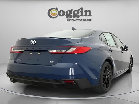 New 2026 Toyota Camry SE FWD image 16