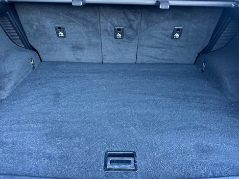 Used 2019 Lexus RX 450h AWD image 19