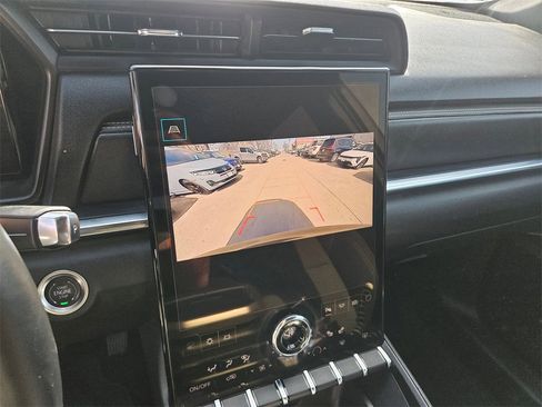 Used 2025 GMC Terrain Elevation image 21