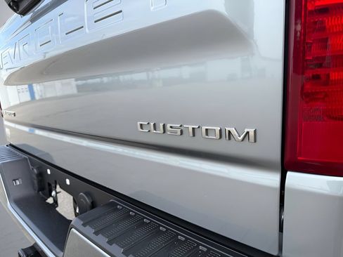 Used 2024 Chevrolet Silverado 1500 Custom AWD/4WD image 32