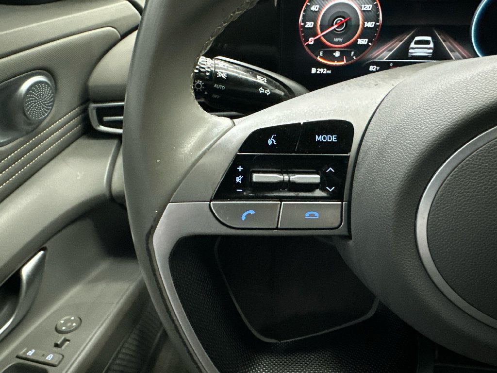 Used 2023 Hyundai Elantra SEL w/ Convenience Package FWD image 20