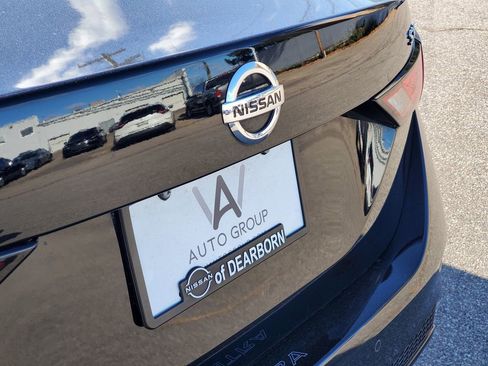 Used 2023 Nissan Sentra SV image 6