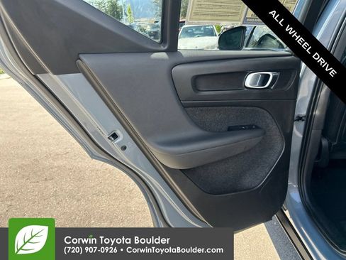Used 2023 Volvo XC40 Recharge Plus AWD/4WD image 19