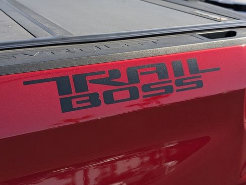 Used 2020 Chevrolet Silverado 1500 LT Trail Boss image 16