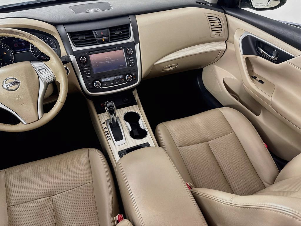 Used 2017 Nissan Altima 2.5 SL w/ 2.5 Technology Package FWD image 30