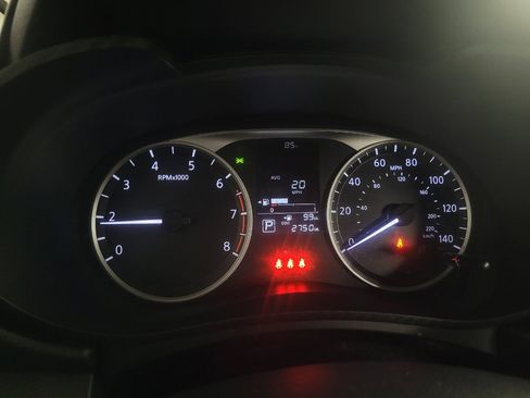 Used 2025 Nissan Versa S w/ Trunk Package FWD image 23