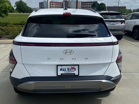New 2026 Hyundai Kona SEL Premium FWD image 9