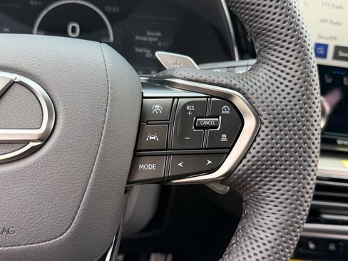 New 2026 Lexus TX 500h AWD image 16