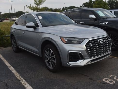 Used 2023 Audi Q5 2.0T Premium Plus w/ Premium Plus Package AWD/4WD image 3