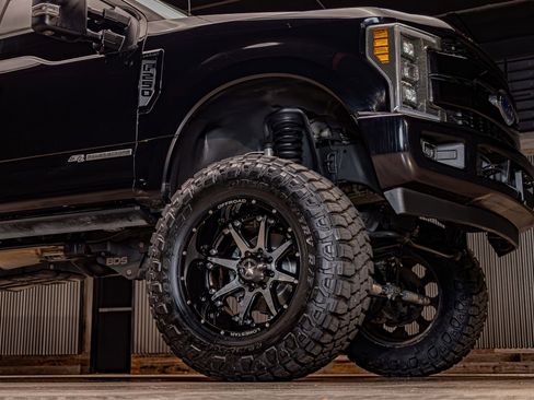 Used 2019 Ford F250 Lariat image 15