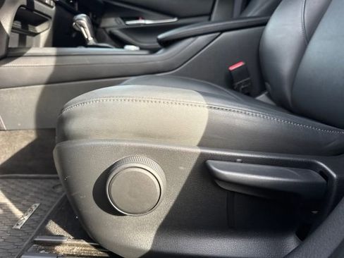 Used 2022 MAZDA CX-30 AWD 2.5 S w/ Select Package image 12