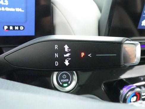 Used 2025 Honda Prologue Touring image 15