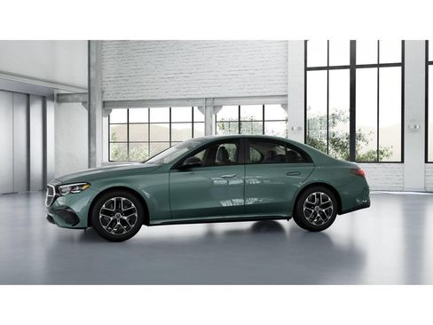 Certified 2024 Mercedes-Benz E 350 4MATIC Sedan image 36