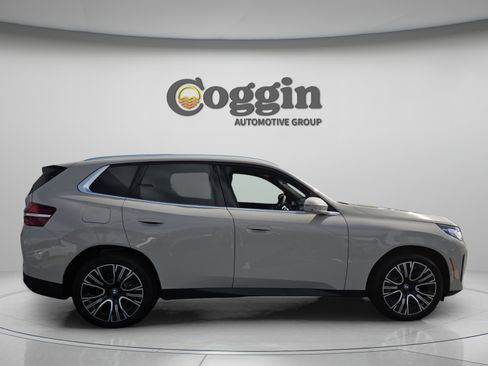 New 2026 BMW X3 xDrive30i w/ Premium Package AWD/4WD image 7