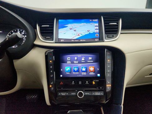 Used 2019 INFINITI QX50 Essential w/ Sensory Package FWD image 21