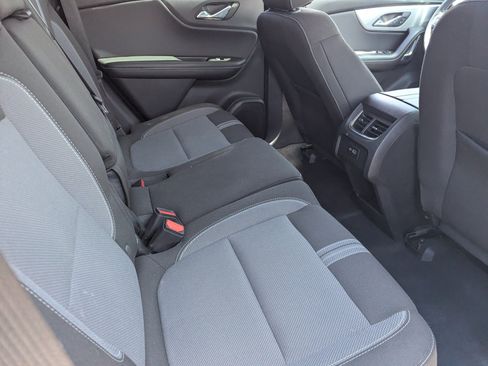 Used 2025 Chevrolet Blazer LT FWD image 10