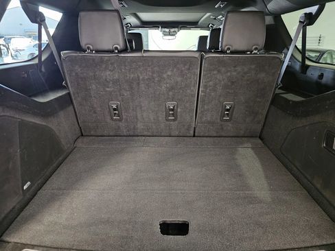 Used 2021 Cadillac Escalade ESV Premium Luxury AWD/4WD image 12