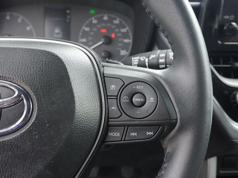 Used 2024 Toyota Corolla Cross AWD Hybrid image 39