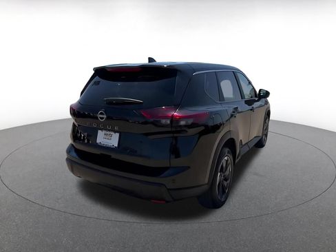 Used 2025 Nissan Rogue SV FWD image 12