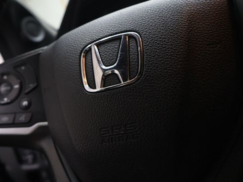 Used 2022 Honda Pilot Sport image 22