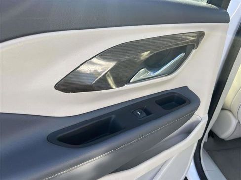 Used 2022 GMC Terrain Denali image 12