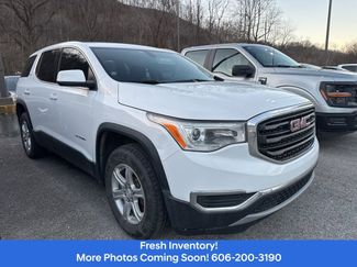 Used 2019 GMC Acadia SLE w/ LPO, Floor Liner Package FWD video 3
