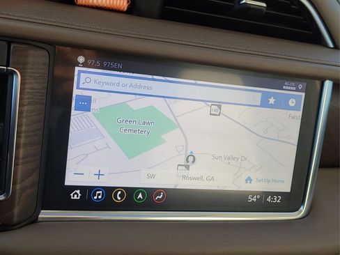 Used 2021 GMC Yukon XL Denali w/ Denali Premium Package image 21