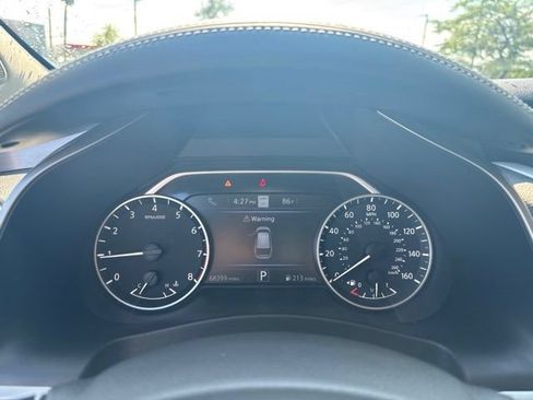 Used 2020 Nissan Murano SL w/ Moonroof Package AWD/4WD image 12