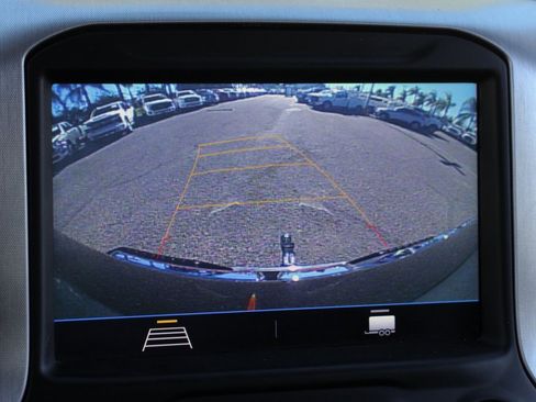 Used 2021 GMC Sierra 3500 SLE w/ SLE Value Package image 25