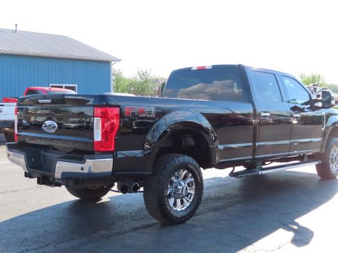 Used 2017 Ford F350 XLT w/ XLT Premium Package image 18