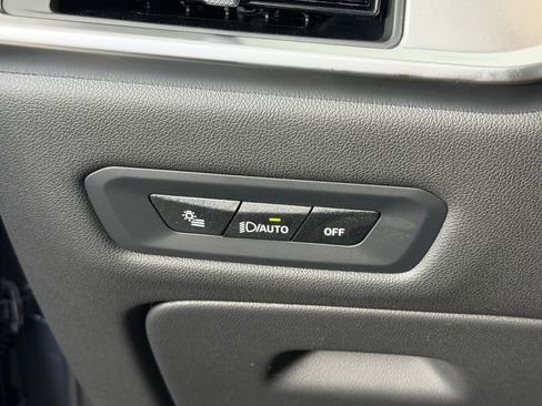 New 2026 BMW X5 sDrive40i image 18