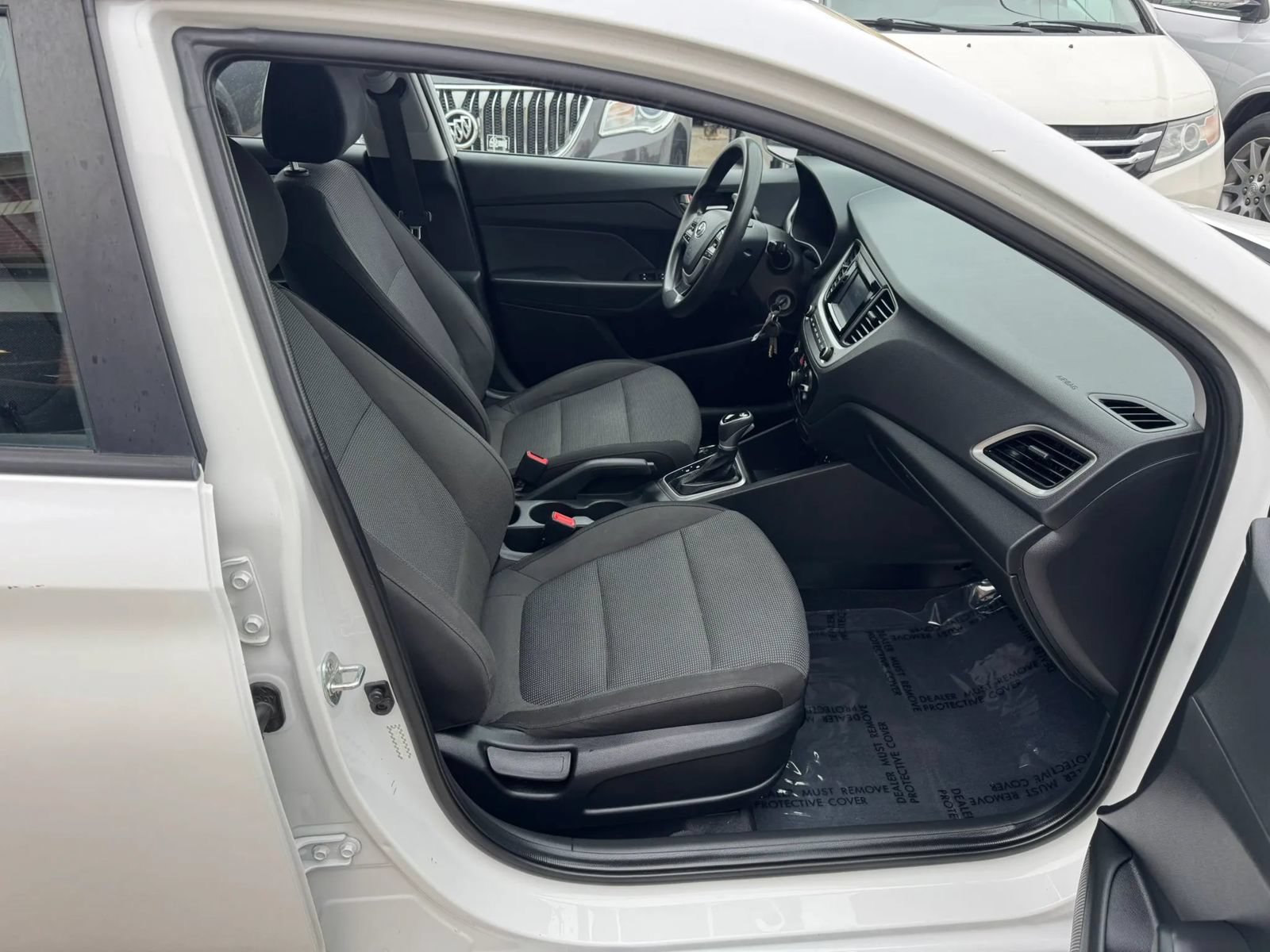 Used 2020 Hyundai Accent SE FWD image 12