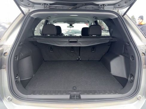 Used 2023 Chevrolet Equinox LT w/ LPO, Floor Liner Package image 8