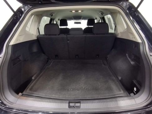 Used 2020 Volkswagen Tiguan S image 19