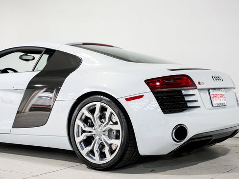 Used 2014 Audi R8 V8 image 31