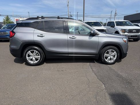 Used 2019 GMC Terrain SLE w/ Driver Convenience Package FWD image 6