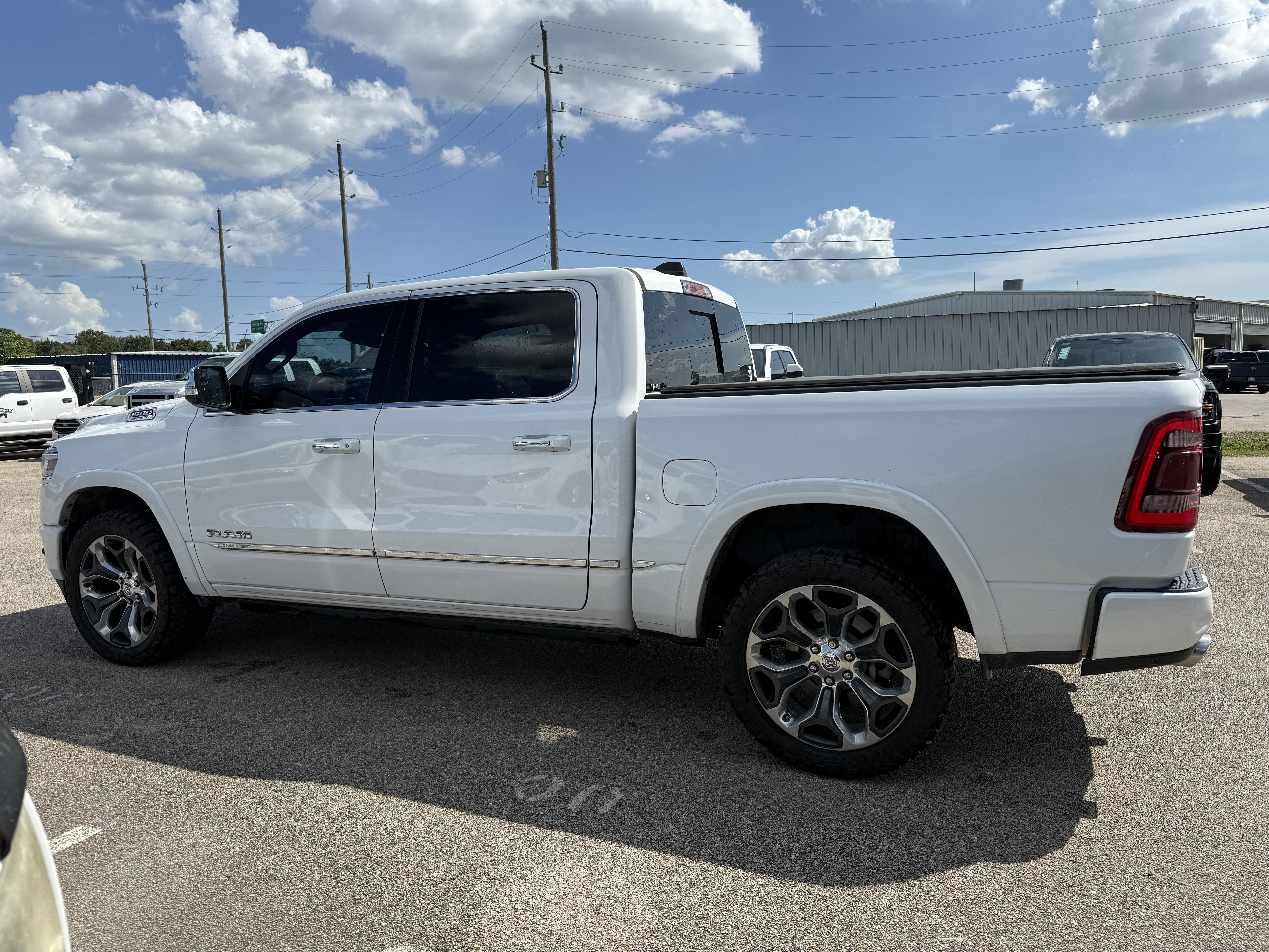 Used 2020 RAM 1500 Limited AWD/4WD image 3