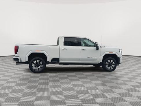 Certified 2025 GMC Sierra 3500 Denali w/ Denali Reserve Package AWD/4WD image 9