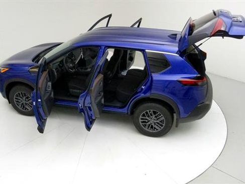 Certified 2023 Nissan Rogue S FWD image 38