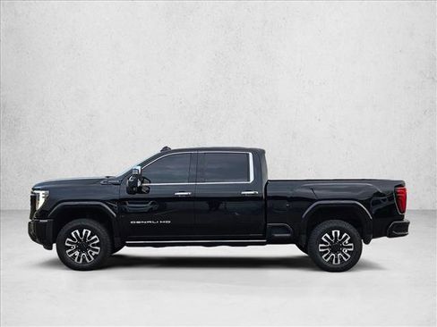 Used 2025 GMC Sierra 2500 Denali Ultimate AWD/4WD image 9