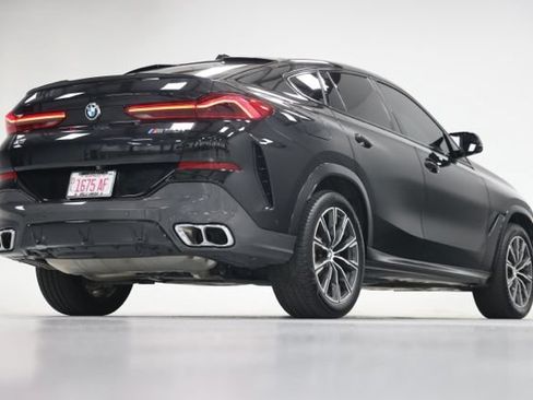 Used 2025 BMW X6 M60i w/ Parking Assistance Package AWD/4WD image 18