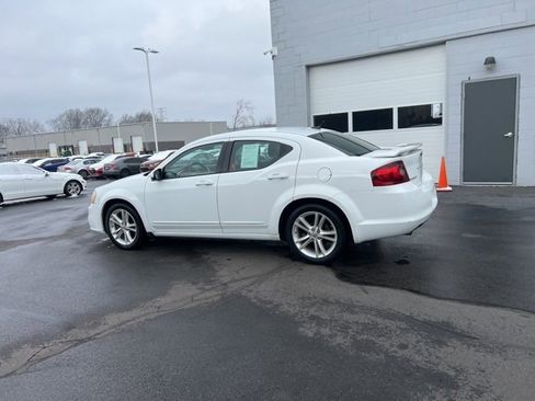 Used 2012 Dodge Avenger SXT Plus image 11