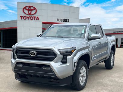 New 2025 Toyota Tacoma SR5